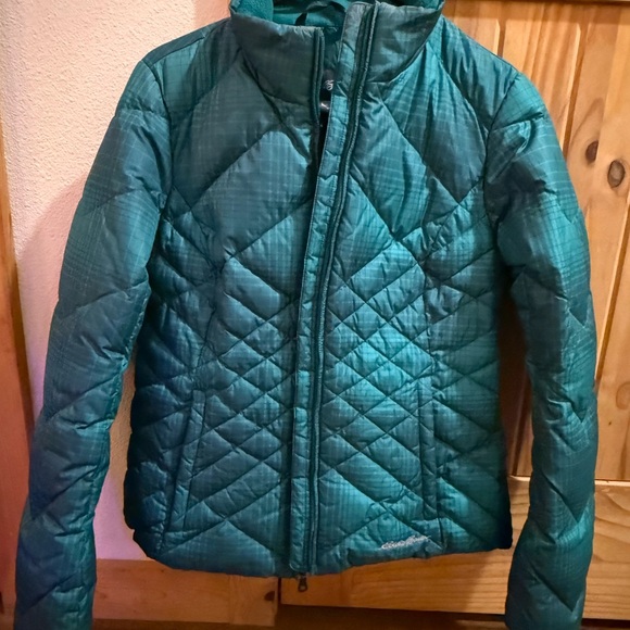 Eddie Bauer Woman’s Puffer Jacket - Teal - Picture 4 of 4